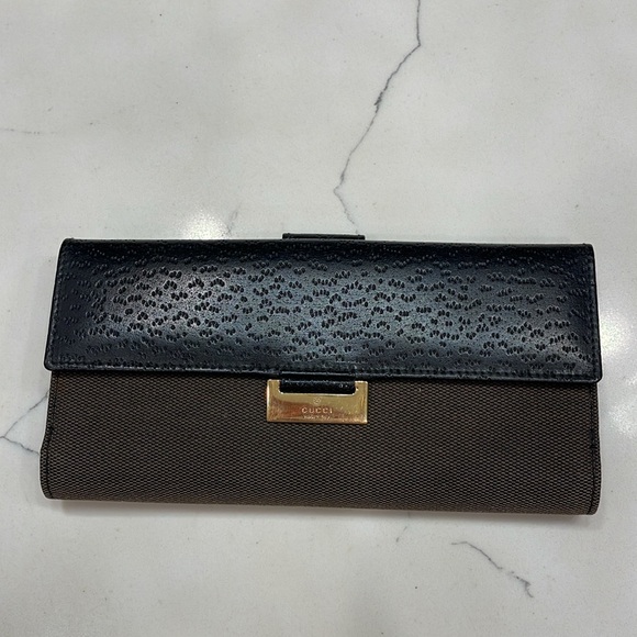 Authentic GUCCI Long Wallet Purse - Picture 10 of 15